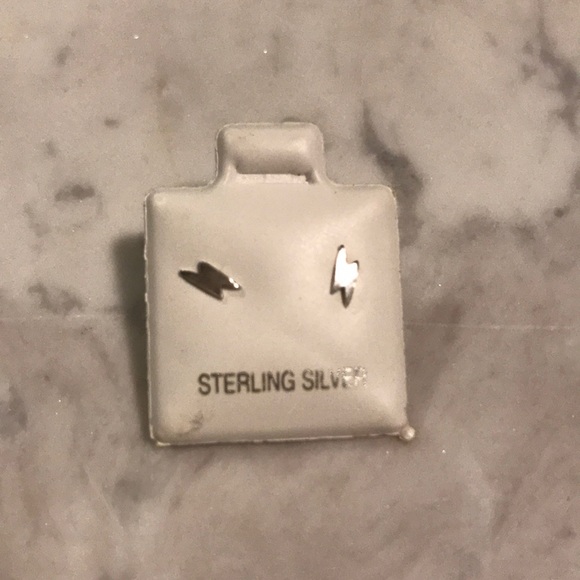 ⚡️Tiny silver lightening bolt earrings ⚡️ - Picture 3 of 3